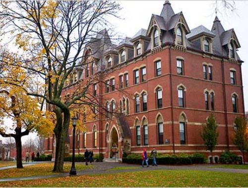 塔夫茨大学