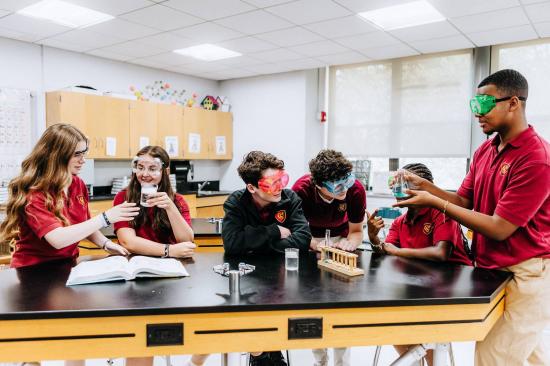 卡蒂诺斯佩尔曼高中2