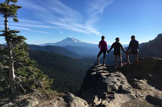 查尔斯怀特学院2